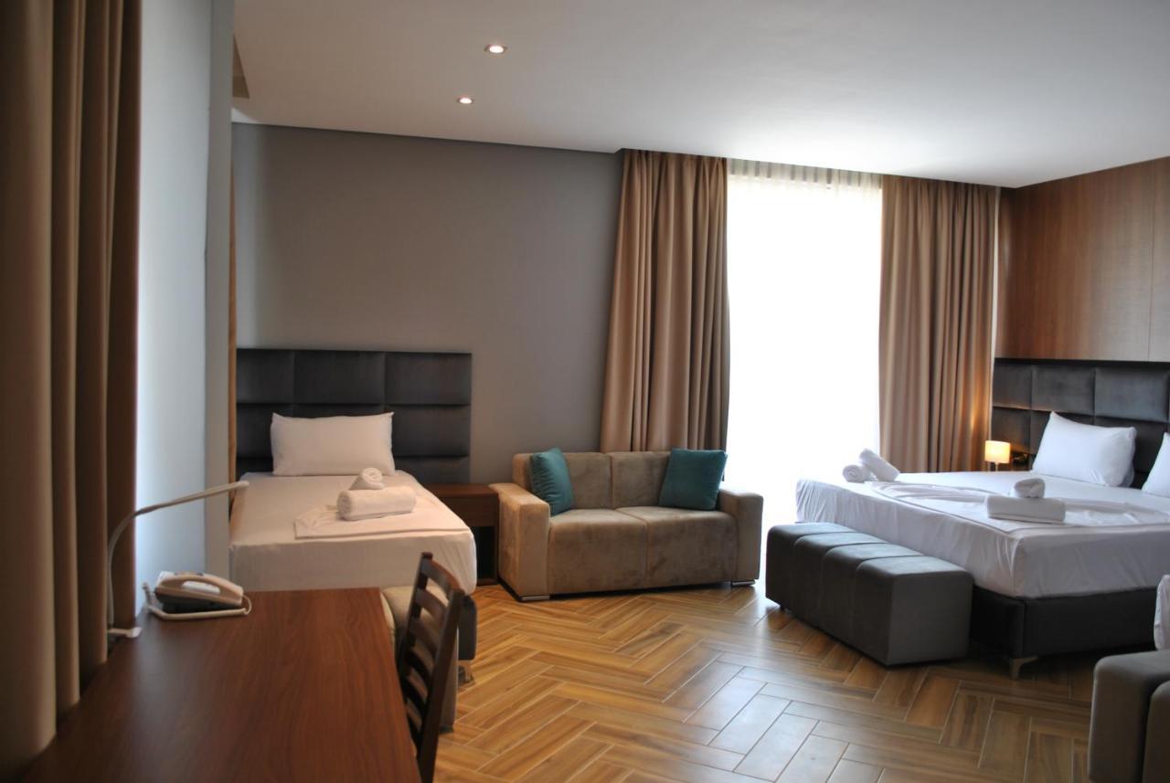 Twin Towers Hotel City & Beach Resort Shëngjin Zewnętrze zdjęcie