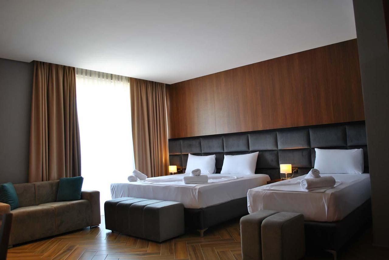 Twin Towers Hotel City & Beach Resort Shëngjin Zewnętrze zdjęcie